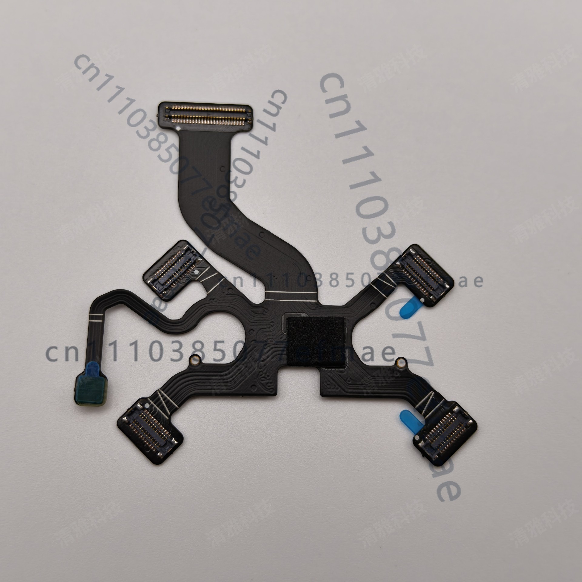 Cavo flessibile 7 in 1 origina - Drone Kit With Camera recensione e prezzo
